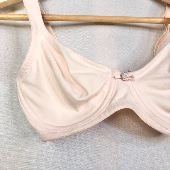 Victoria's Secret Light Pale Pink Unlined Bralette 32D - Picture 3 of 3